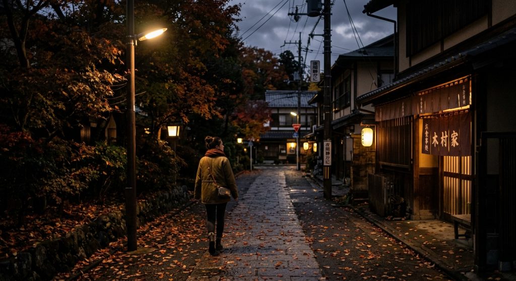 日が暮れるのが早くなる秋こそ見直したい、夜道・帰り道の防犯ポイント